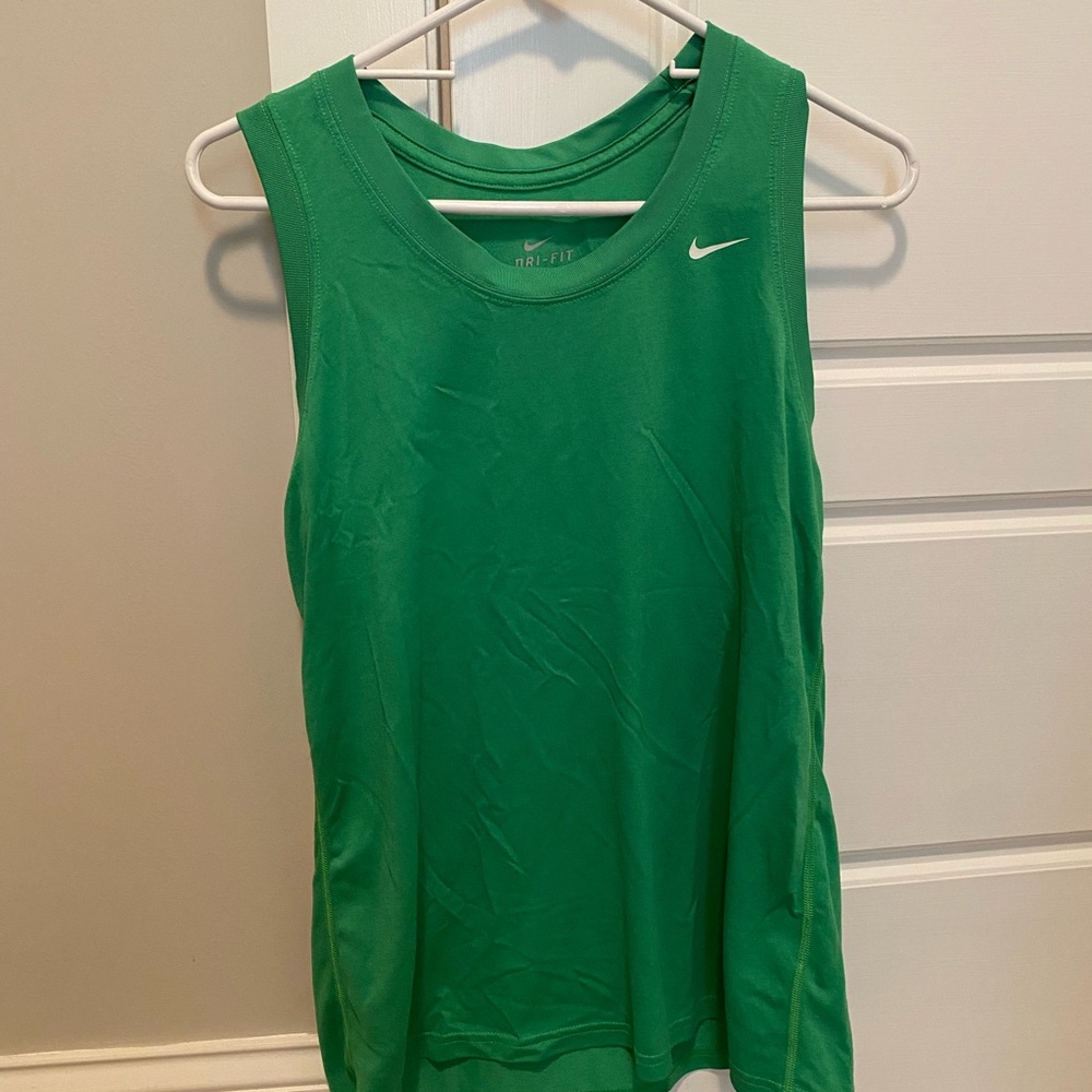 Nike Dri-Fit tank top women’s large green